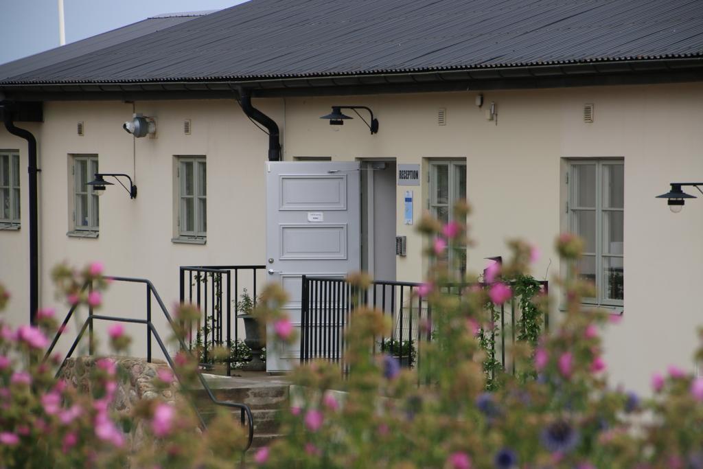奥罗姆斯尼加德农场酒店 Löderup 外观 照片